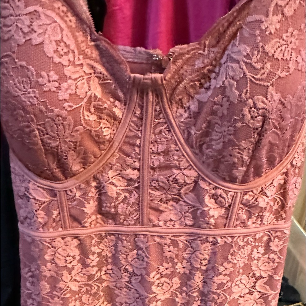 Pink bodycon knee length dress